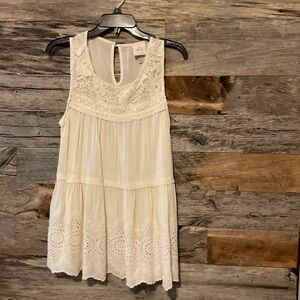 Knox Rose White Sleeveless Lace Top